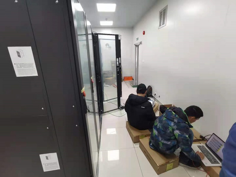 如何解决弱电机房运维问题？